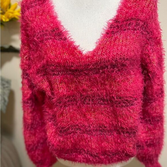 New Free People Gelato Pullover Sweater
Color: Pink Combo NWT
Size: S
Retail $98 - Picture 5 of 6